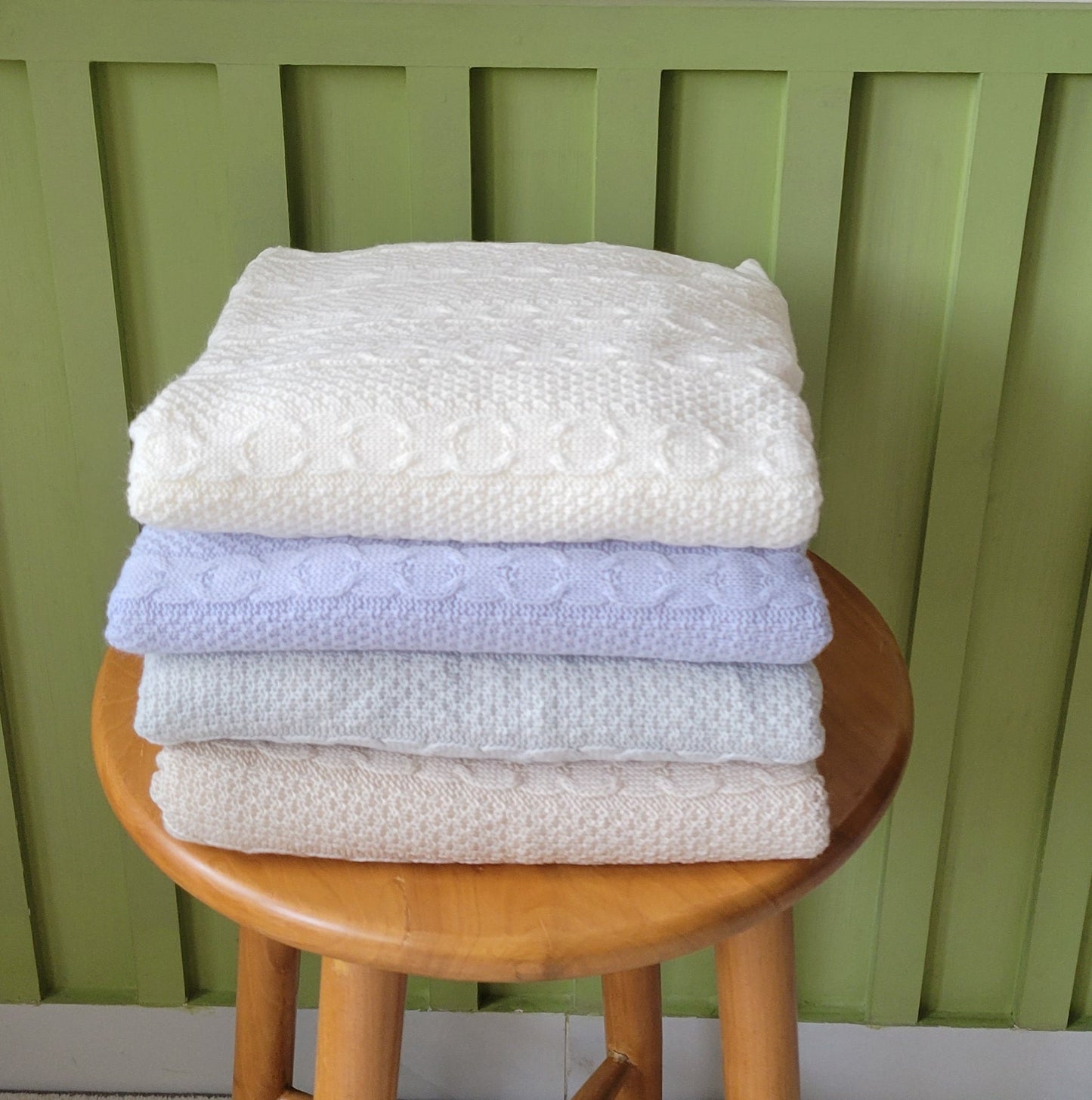 KNITTED DOUBLE SIDED SHERPA - baby blanket