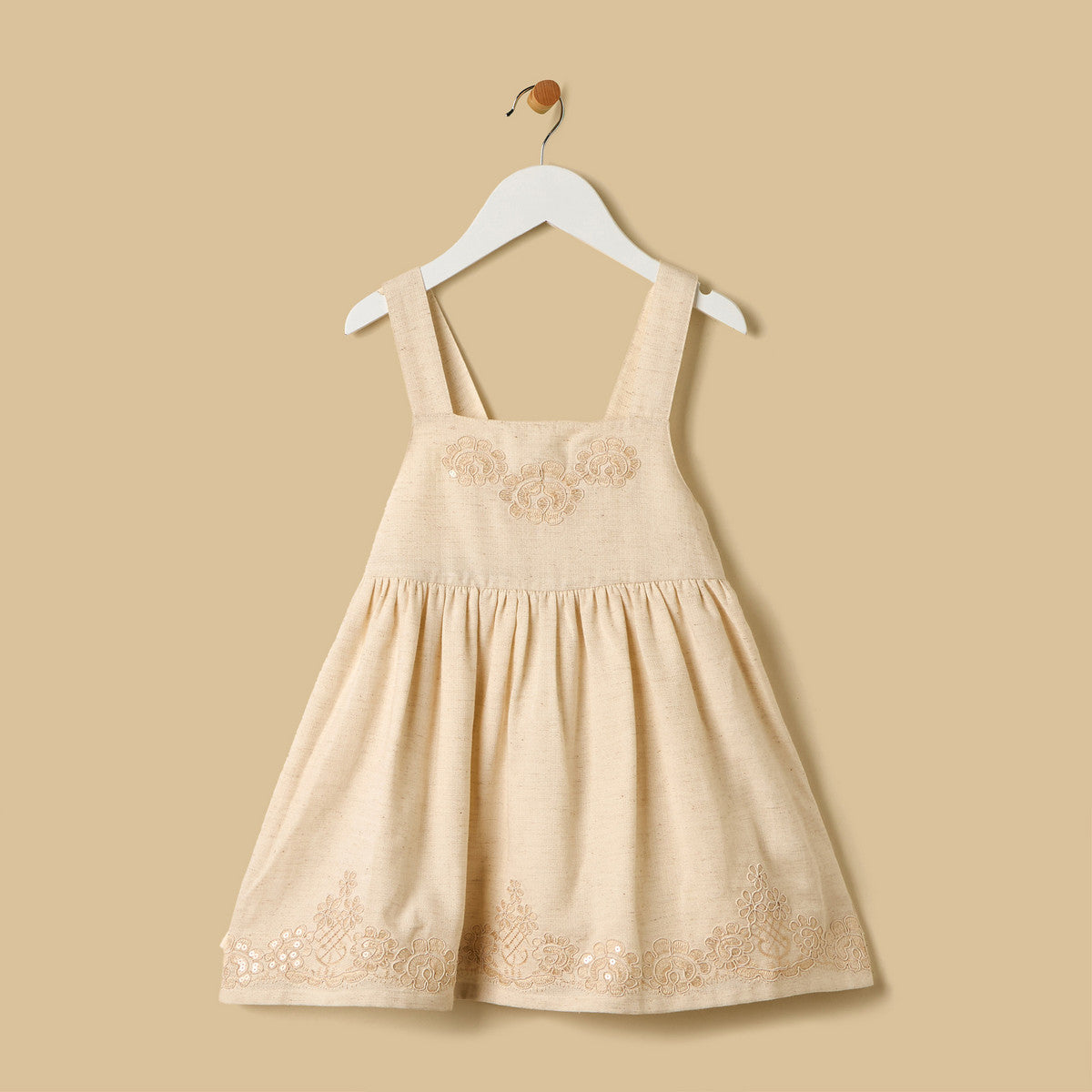MAX-Embroidered Pinafore with Top