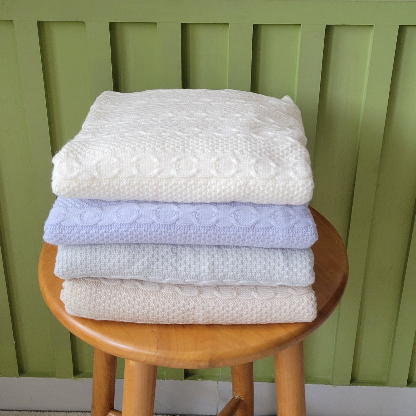 KNITTED DOUBLE SIDED SHERPA - baby blanket