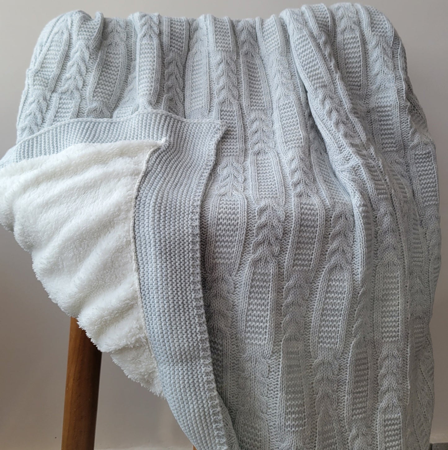 KNITTED DOUBLE SIDED SHERPA - baby blanket